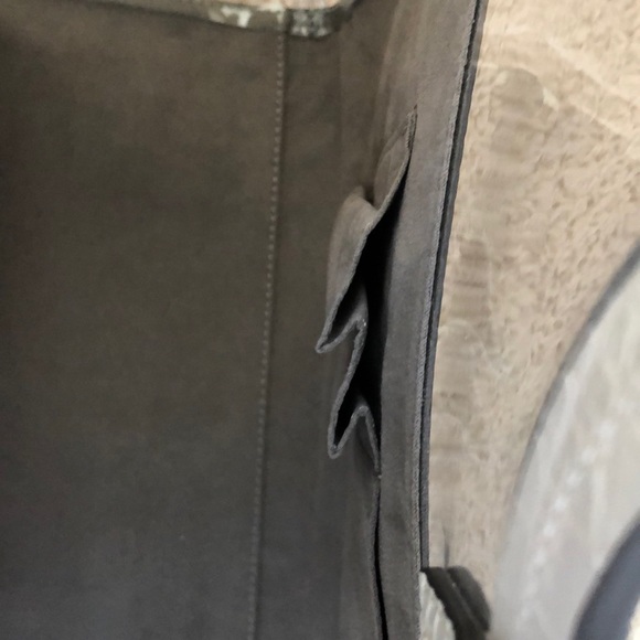 Vince Camuto handbag - Picture 2 of 4